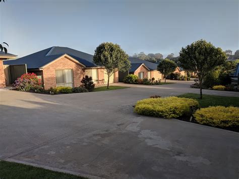 hallmont estate